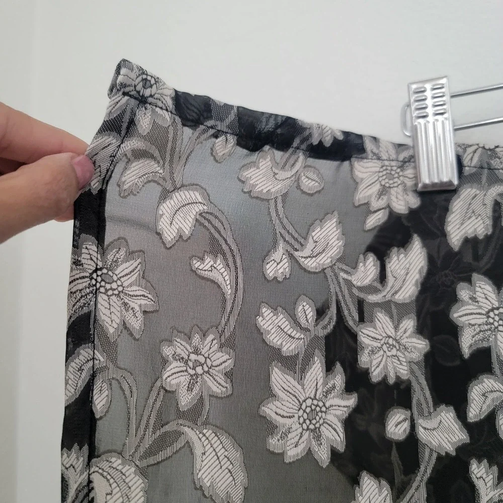 Jacquard Floral Square Table Cloth Black Sheer 42x53.5 Ofrenda Halloween Witchy‎